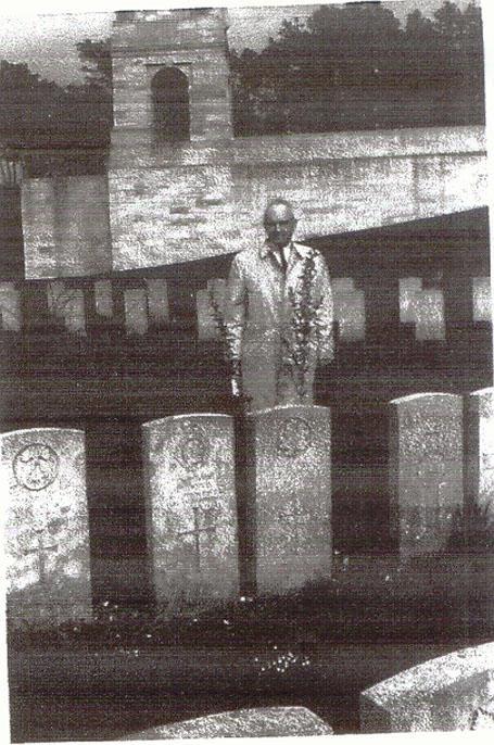 James Fargey Headstone at Etaples, unknown man