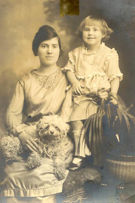 Photo of 
Mother (Kitty)&amp;
Daughter (Margaret)